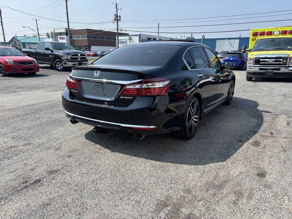 Honda Accord 2017 - Thumbnail 8